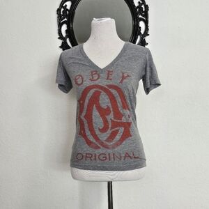Obey tshirt